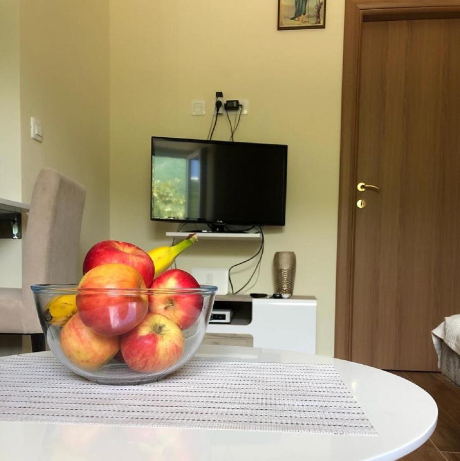 Apartments Todorovic Тиват Екстер'єр фото