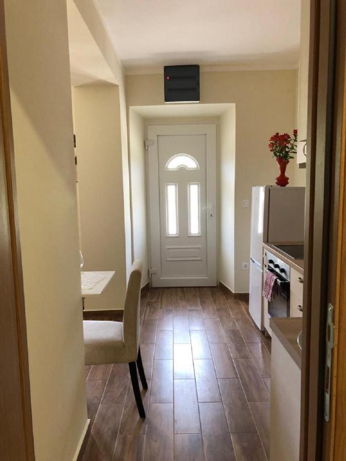Apartments Todorovic Тиват Екстер'єр фото