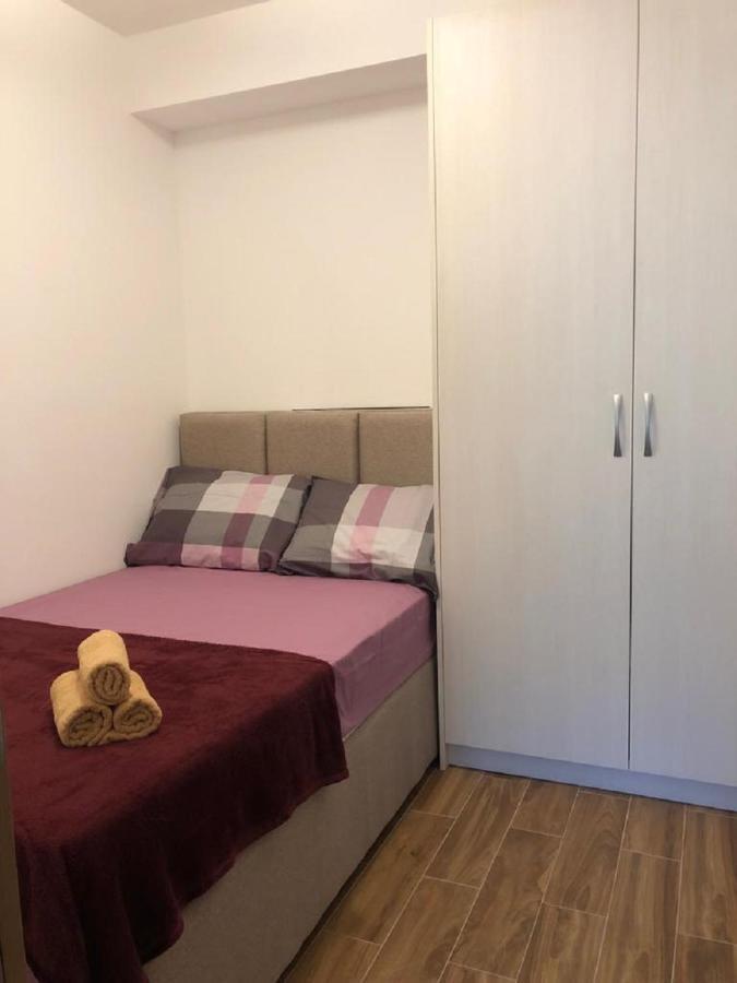Apartments Todorovic Тиват Екстер'єр фото